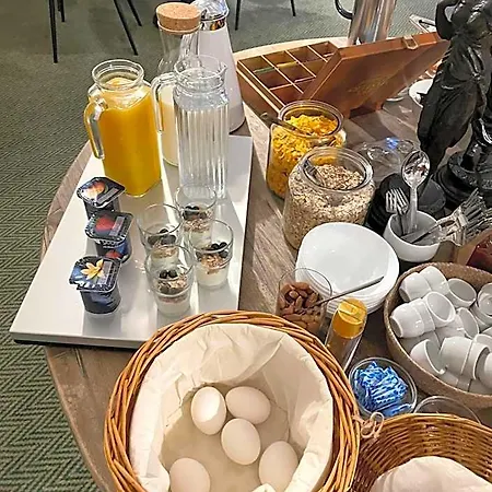 A 호텔